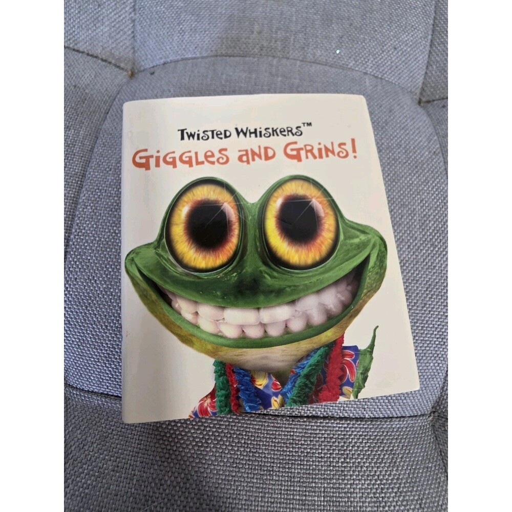 Rare 2008 Cute lil Miniature Mini Book - Twisted Whiskers Giggles & Grins! VguC